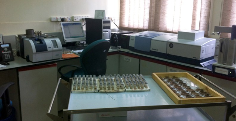 labfolder in Kenya: Soil samples in the spectroscopy lab at ICRAF